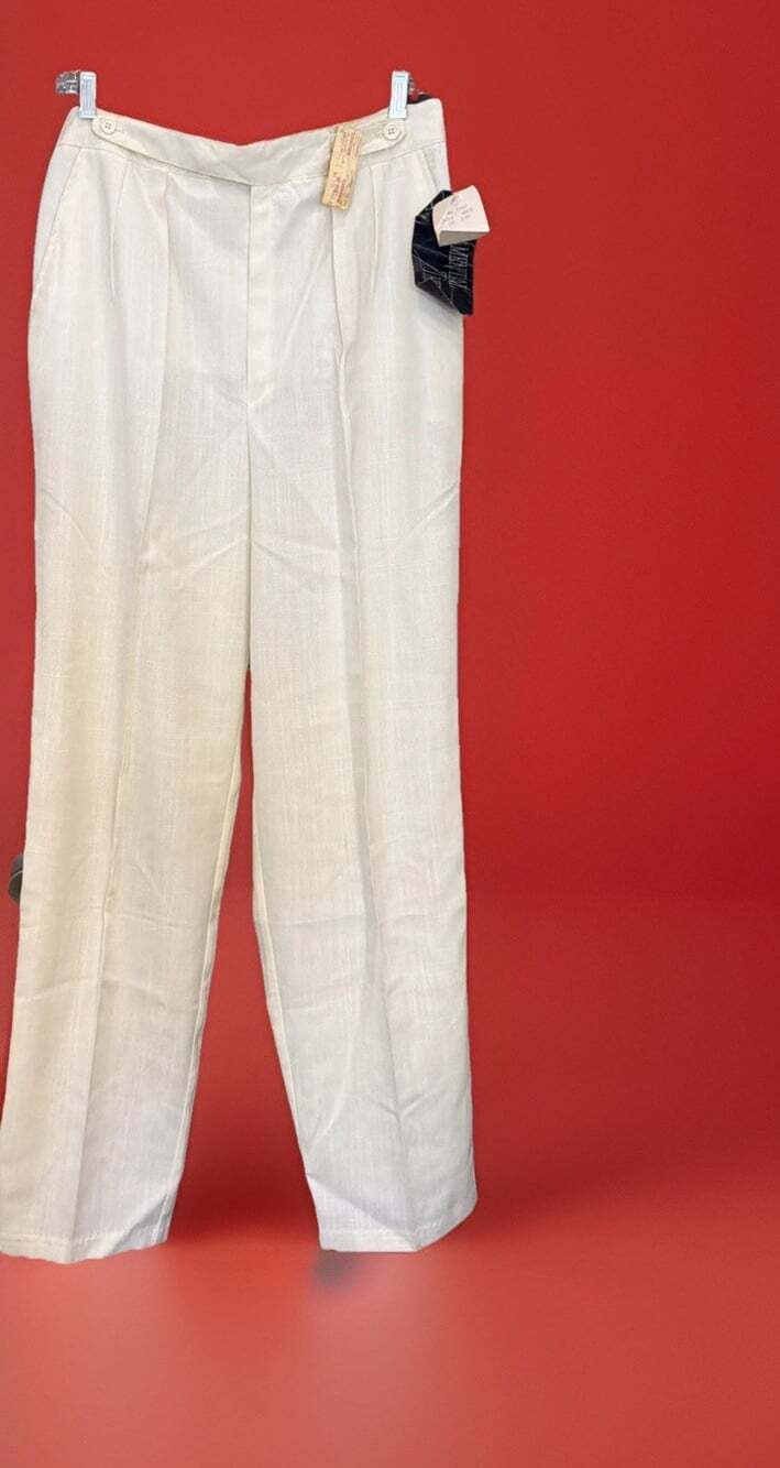Vntge Fundamental Things NWT Robinson’s Tag Ivory Hi Rise Pleated 30W/ 33L /16